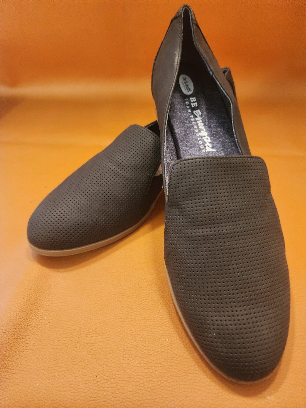 DR. SCHOLL'S - JET SET SLIP ON ENERGIZING COMFORT BLACK SHOES - SIZE 11M